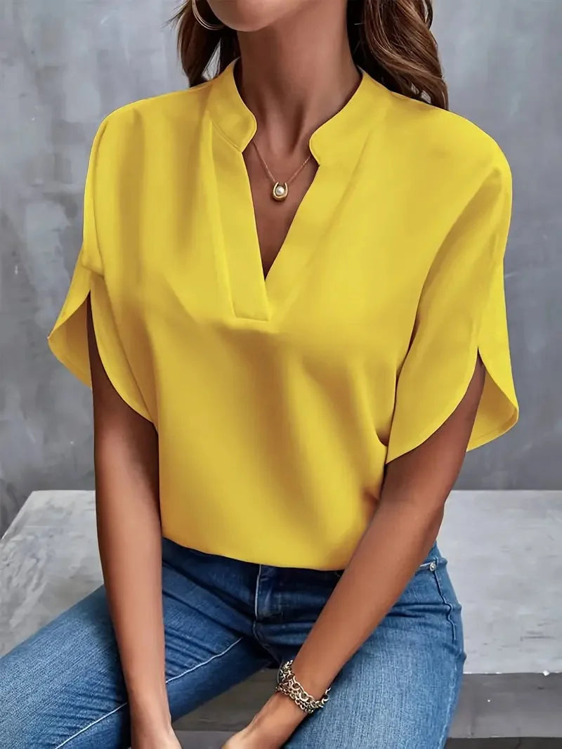 Deborah | Miękka i Elegancka Koszula z Dekoltem w Serek